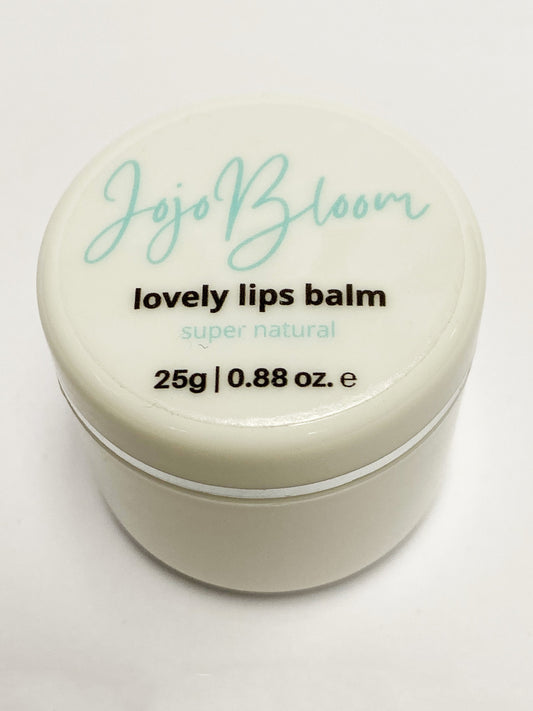 Jojo Boom 100% organic lovely lips balm with shea butter, jojoba oil, candelilla wax. Available with natural scent or sweet orange and peppermint essential oil.